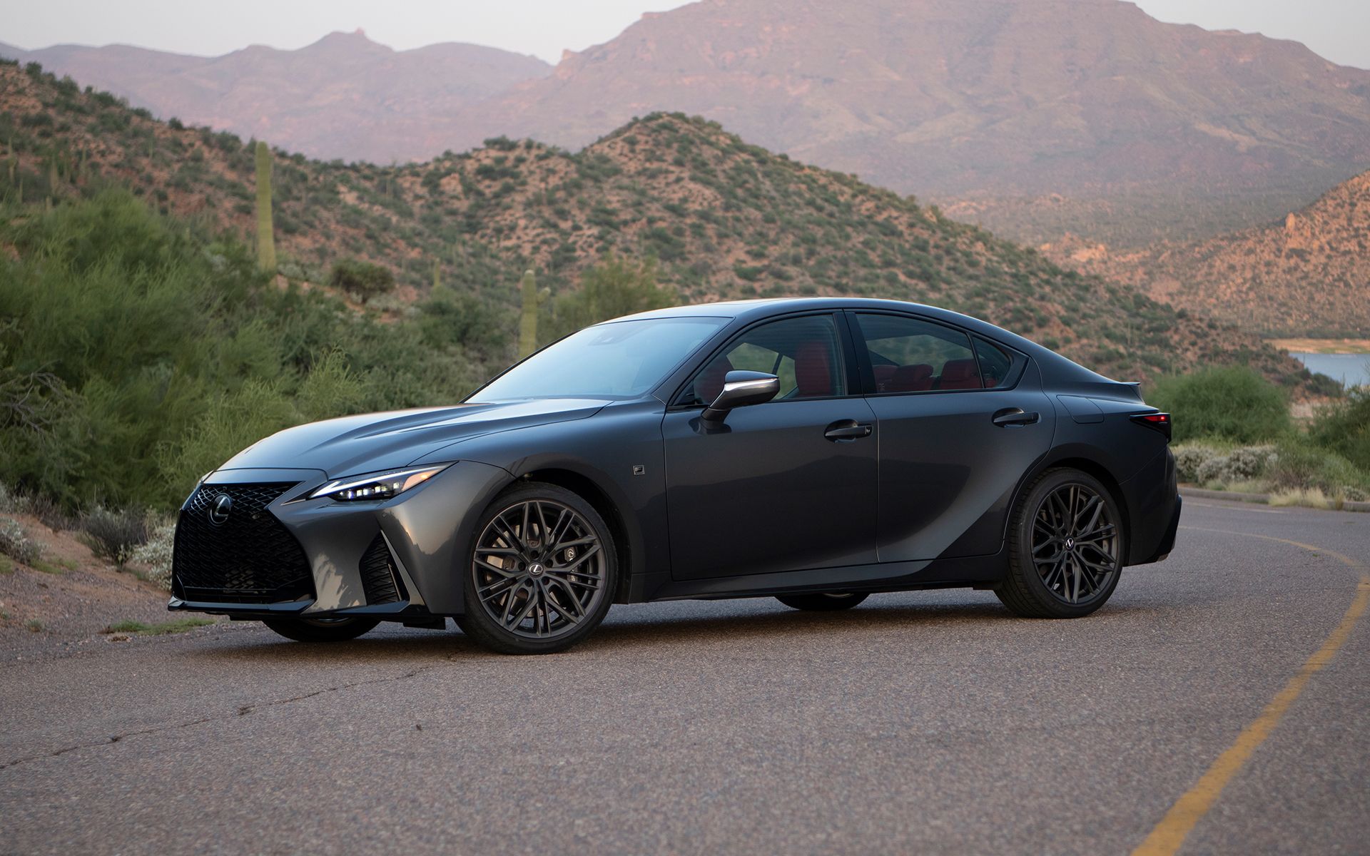 Lexus IS 500 (G)  Bel-Air Lexus